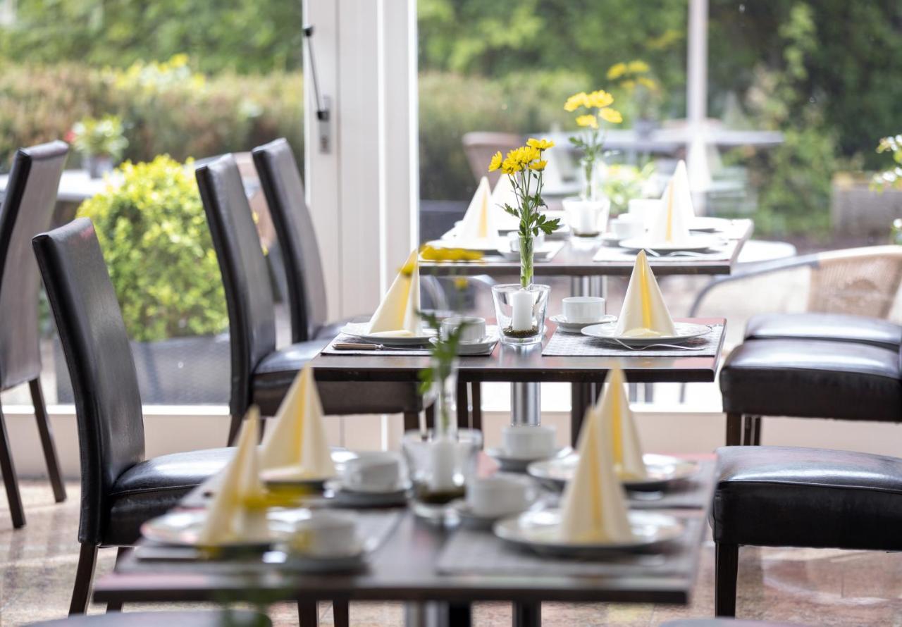 Deeke'S Quellenhof Hotell Lubbecke Exteriör bild