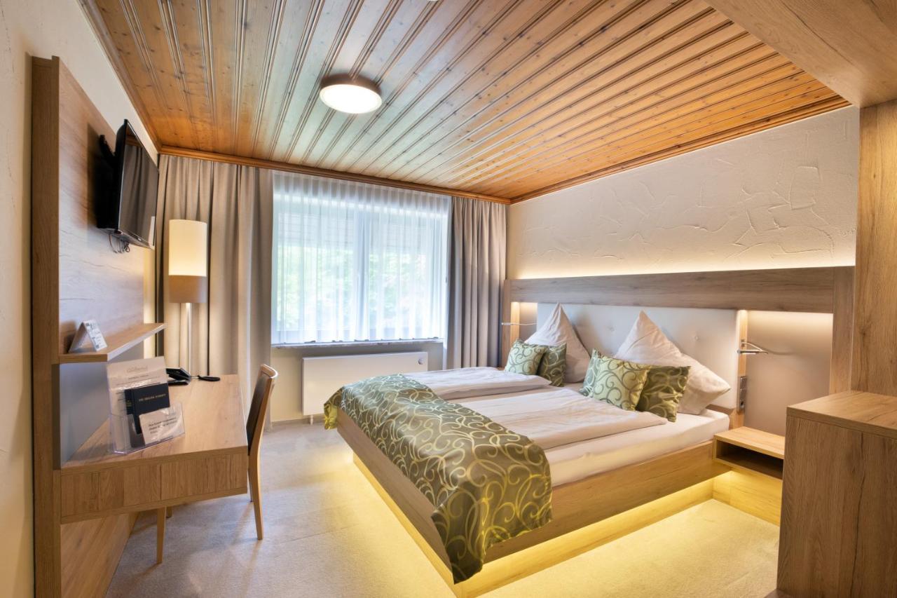 Deeke'S Quellenhof Hotell Lubbecke Exteriör bild