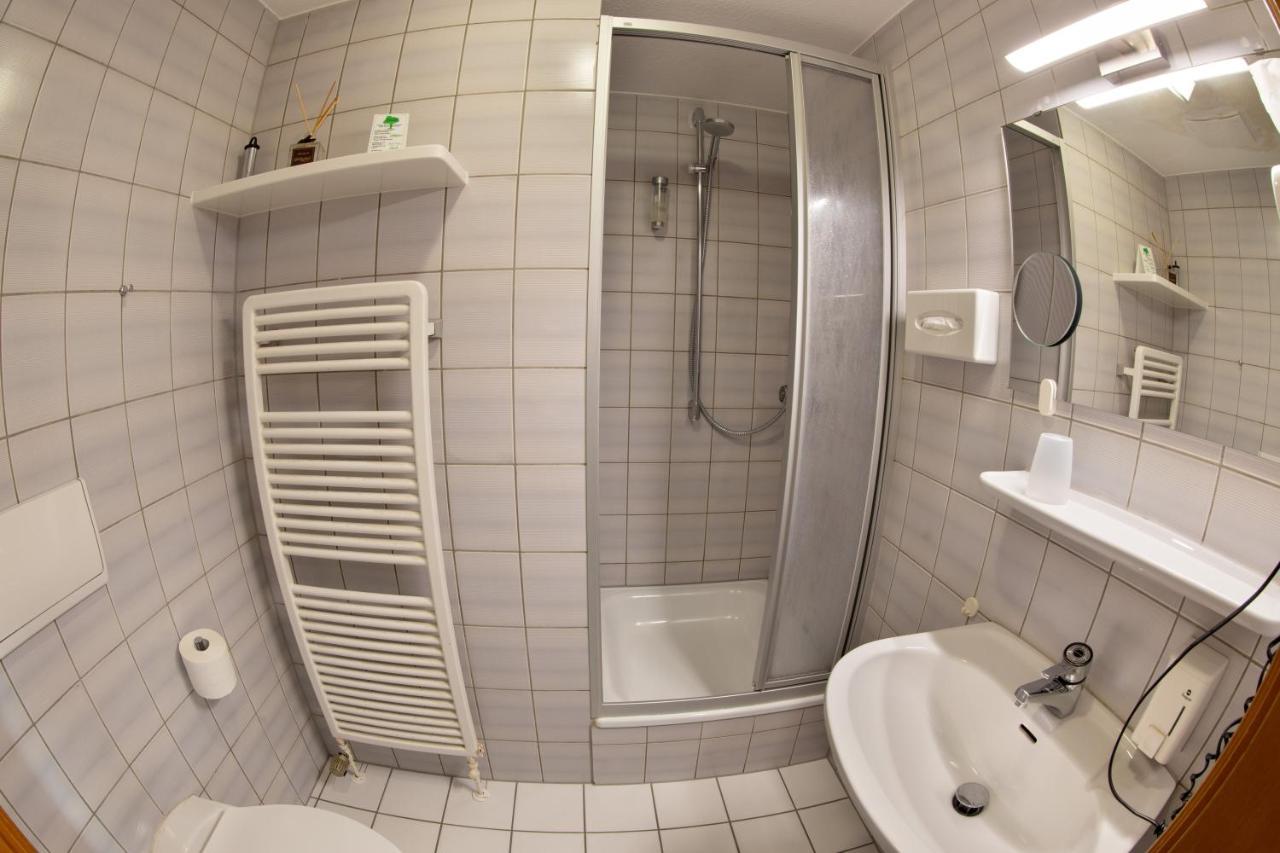 Deeke'S Quellenhof Hotell Lubbecke Exteriör bild