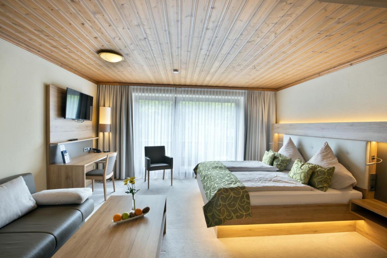 Deeke'S Quellenhof Hotell Lubbecke Exteriör bild